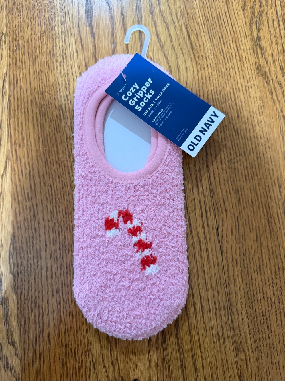 NWT Old Navy Candy Cane Christmas Fuzzy Socks
